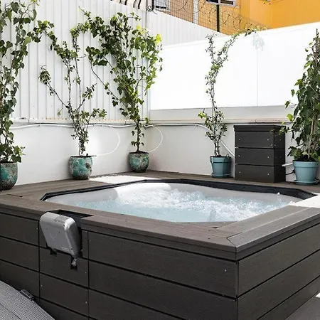 Flea Market Alfama House