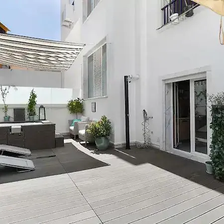 Flea Market Alfama House * リスボン