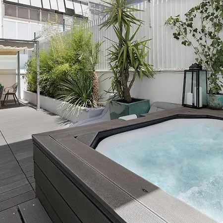 Flea Market Alfama House アパート