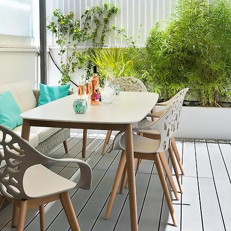 Flea Market Alfama House