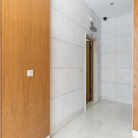 Flea Market Alfama House ליסבון