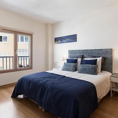 Flea Market Alfama House