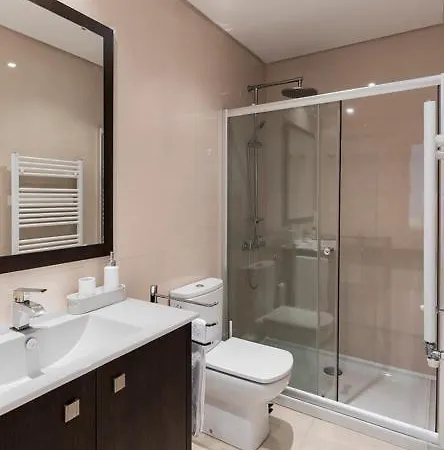 Flea Market Alfama House